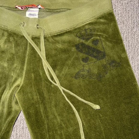 ISO!! - Picture 2 of 5